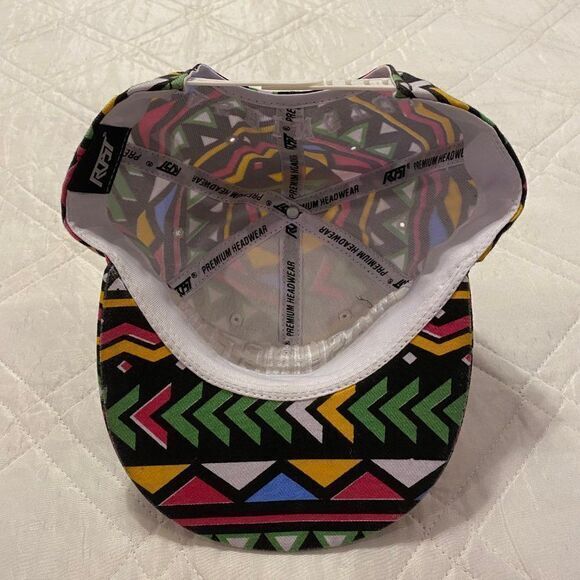 Washington Colorful Roast Snapback hat - Picture 4 of 4